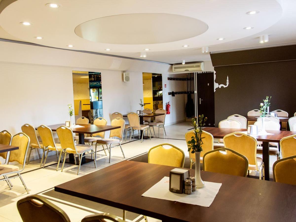 Zamkowa Noclegi Restauracja Drohiczyn Buitenkant foto